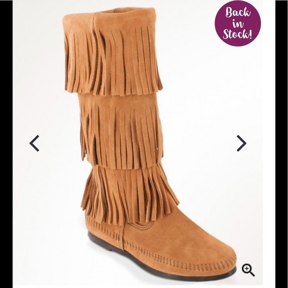 Minnetonka sz 6 suede 3 layer fringe moccasin boot - Picture 1 of 16